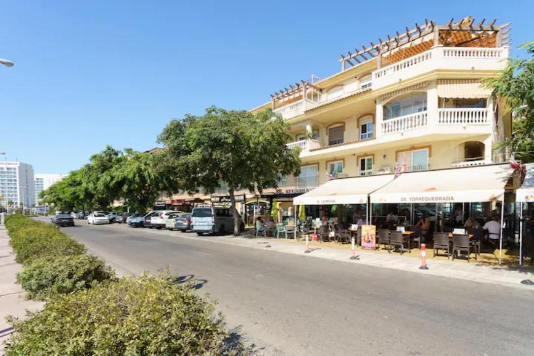 Chic Beachfront Flat With Amazing Sea Views And Private Indoor Parking * Benalmadena